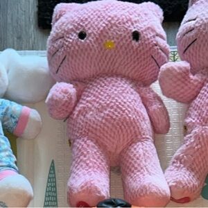 Hello Kitty Pink Waffle